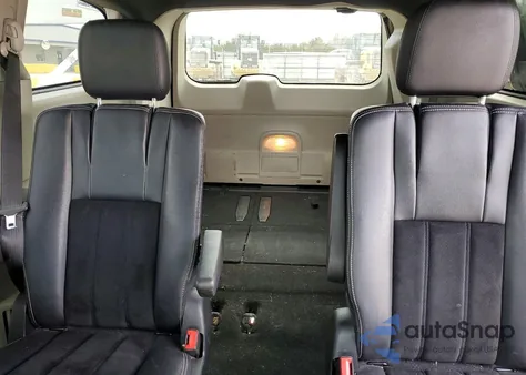 2017 Dodge Grand Caravan Sxt from USA, damaged, VIN 2C4RDGCG2HR749624